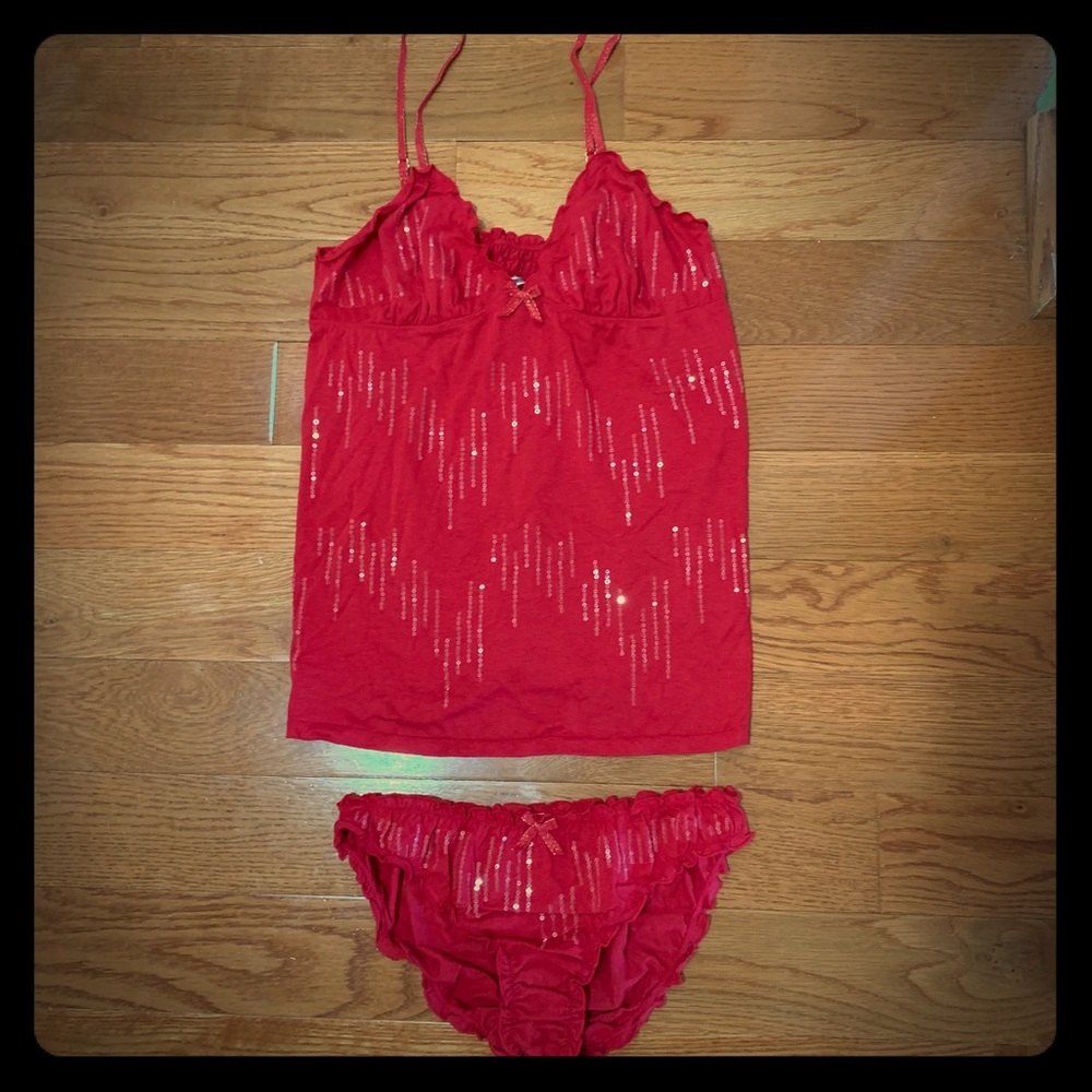 NWT Women’s Victoria’s Secret Tank set. Small